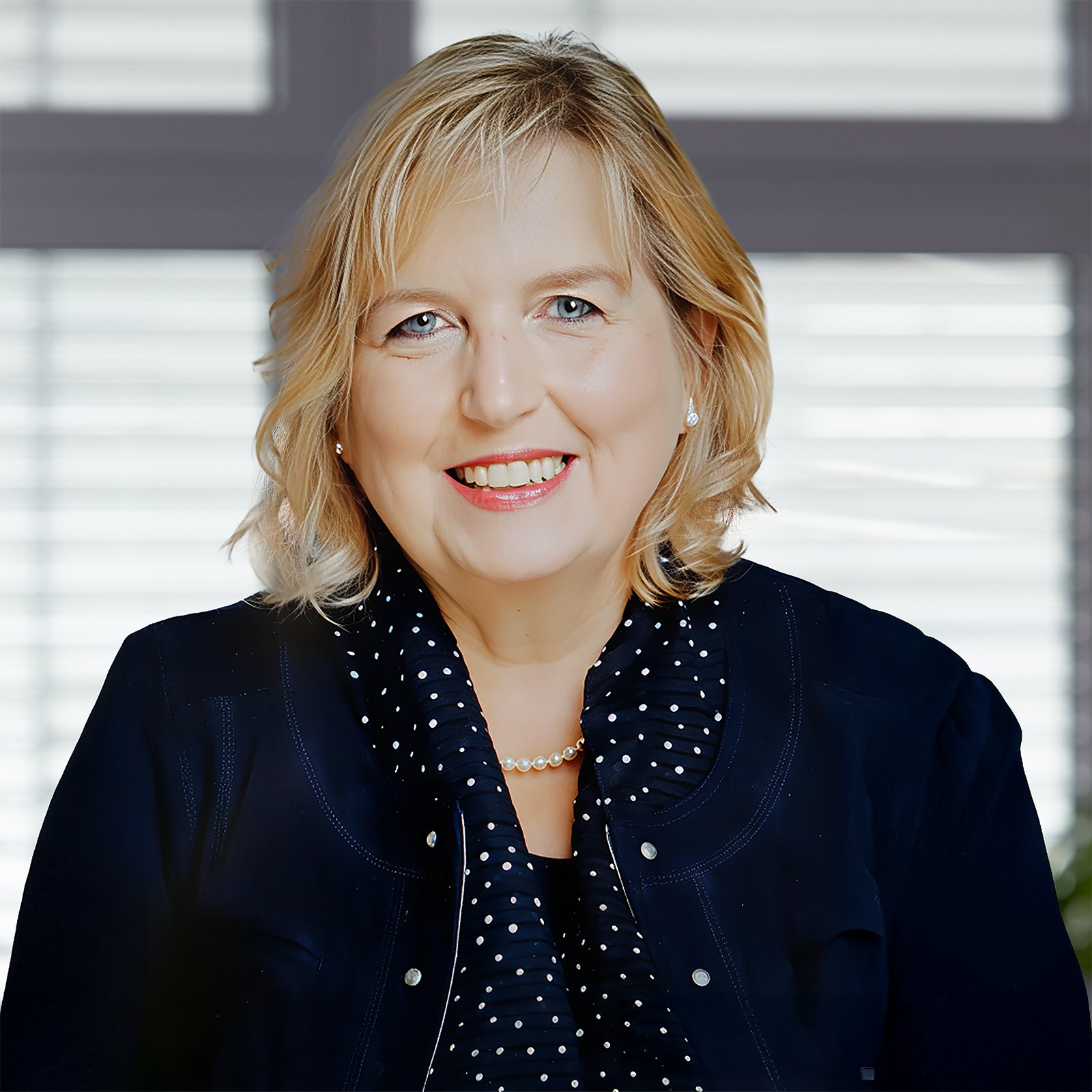 Portrait | Opladen, Maria | Vertrieb